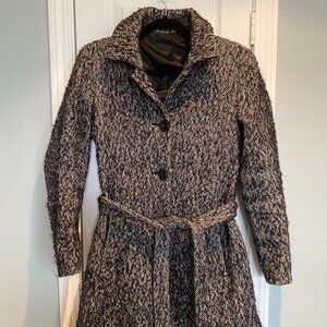 Hugo Boss Wool Blend Coat with Thinsulate Lining – XS – Originally $1000